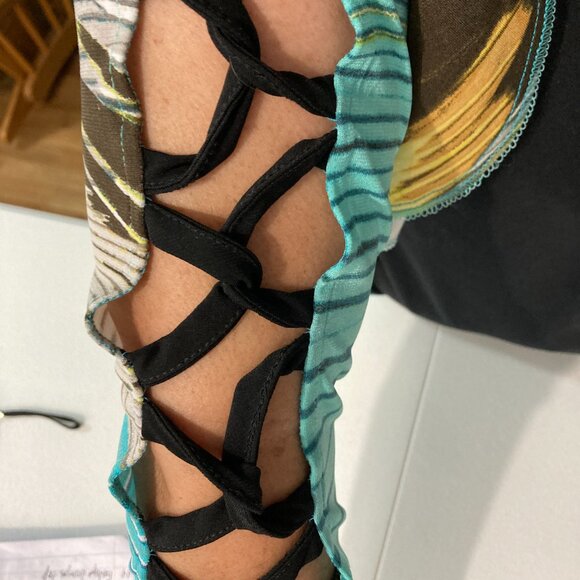 Fashque Studio Top Blouse Stretch Pullover Abstract Multi Asymmetrical S USA - Picture 10 of 11